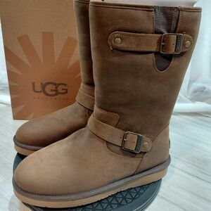 NEW UGG Womens Sutter Brown Leather 2 Buckle Taos Boots SIZE 10 With 12" Shaft